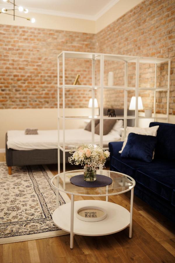 Jolie Flat In The Heart Of The City Timişoara Eksteriør bilde