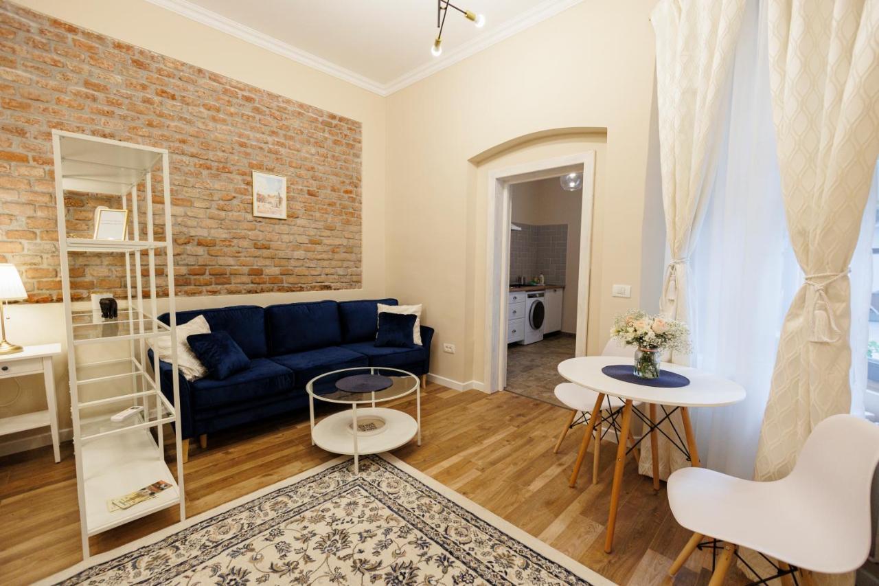 Jolie Flat In The Heart Of The City Timişoara Eksteriør bilde