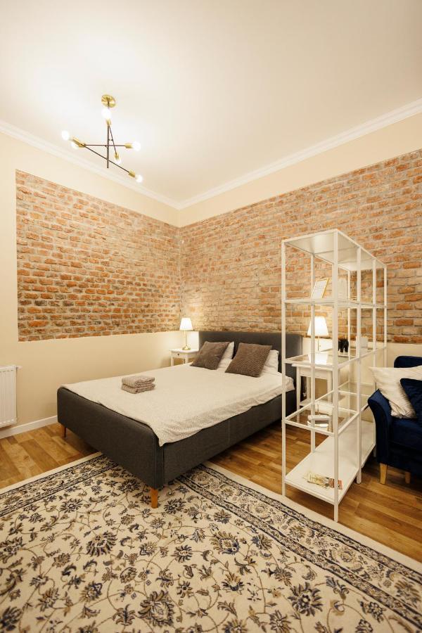 Jolie Flat In The Heart Of The City Timişoara Eksteriør bilde