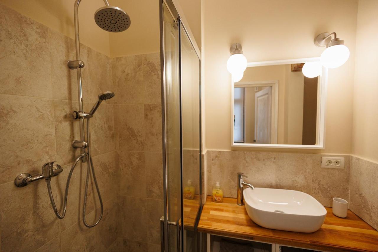 Jolie Flat In The Heart Of The City Timişoara Eksteriør bilde